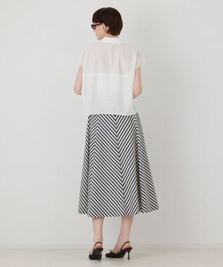 GRACE CONTINENTAL シアードルマントップ ホワイト