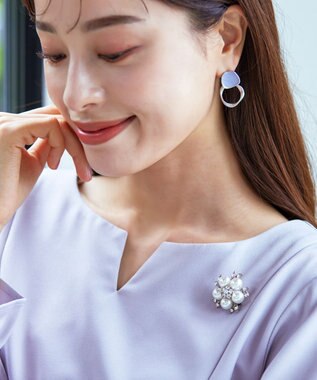 Tiaclasse パールフラワーブローチ シルバー