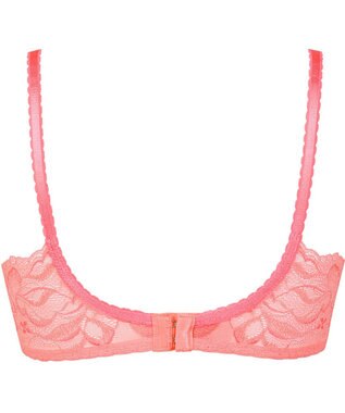 Wing ブラジャー 背中の段差をスムージング 脇高設計 脇から背中すっきり バストの脇流れをブロック 【後ろ姿きれいブラ】 ブラ KB2719 ウイング／ワコール シェルピンク