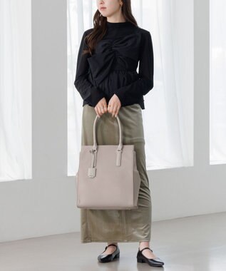 ACE BAGS & LUGGAGE Jewelna Rose OLバッグ・エト エアリィ 縦型トートバッグ 16272 モーヴグレー