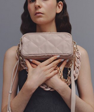 TOPKAPI 【TREASURE TOPKAPI】キルティング アクリルチェーン付 ショルダー バッグ ペールベージュ