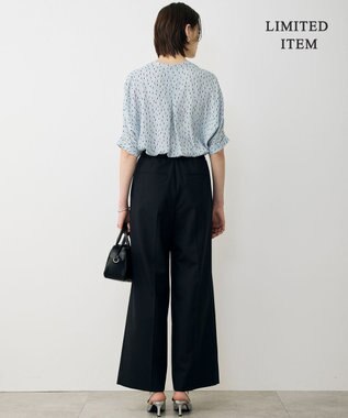 ICB L 【先行予約・WEB限定】BackSatinAmunzen 5分袖キーネックブラウス サックスブルー×モチーフドット柄