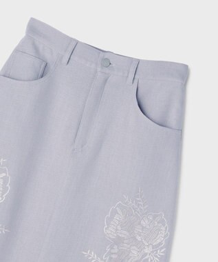 GRACE CONTINENTAL エンブロイダリータイトスカート ライトグレー