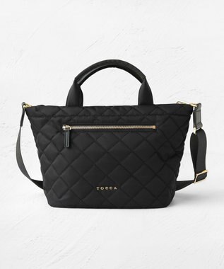 TOCCA TRACE PAVE FASTENER TOTE ナイロンキルトバッグ ブラック系