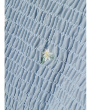 earth music&ecology フラワー刺繍ブラウス Blue