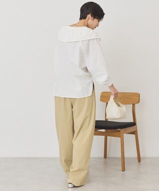 AMERICAN HOLIC フリルVネックブラウス Off White