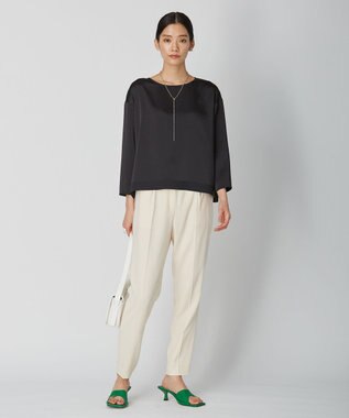 ICB 【人気のため新色追加・洗える】Naiaバックサテン テーパードパンツ エクリュ系