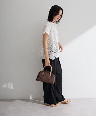 Green Parks スカラップ刺しゅうブラウス Off White