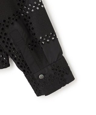 ICB L スクエアエンブロイダリー クロップドシャツ ブラック