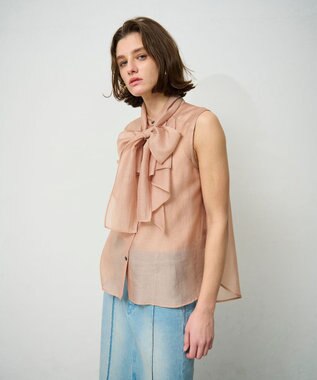 GRACE CONTINENTAL シアーボウタイノースリーブ ベージュ