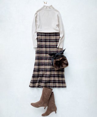 23区 セミウーステッド ハイネック ニット ベージュ系