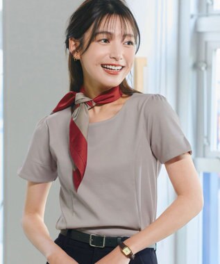 Tiaclasse 【UVカット・吸水速乾】 “きれい見え” パネルラインカットソートップス グレージュ