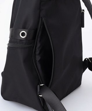 ICB 【4/3-4/19期間限定・受注生産】選べるチャーム 8ポケットナイロンリュック カスタマイズ ファー白&フェイクレザーロープ白