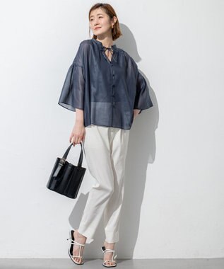 23区 【洗える】リネンレーヨンストレッチ テーパード パンツ ホワイト系