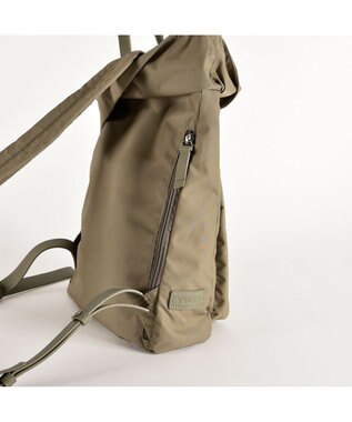 Y'SACCS リサイクルナイロン×カウレザー ラップリュック　Sサイズ グレージュ