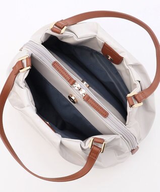 LA BAGAGERIE ソフトエナメル2WAYハンドバッグ Mサイズ アイボリー