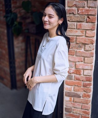 ANY ロゴロングスリーブTシャツ アイボリー