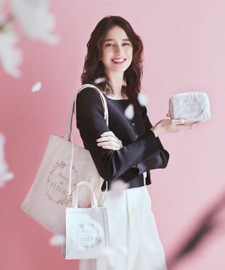 Maison de FLEUR sakura刺繍スクエアトートバッグ Pink