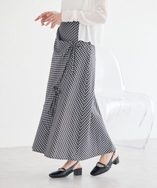 earth music&ecology ランダムキリカエラップスカート Check Black