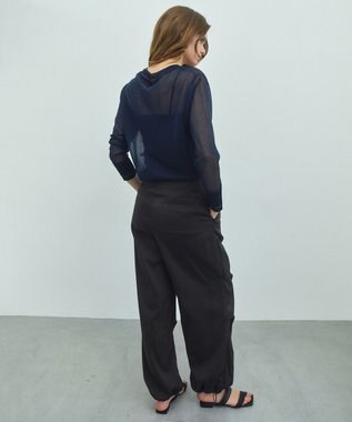 BEIGE， GOVERNOR / シアー Vネックチルデンニット Navy