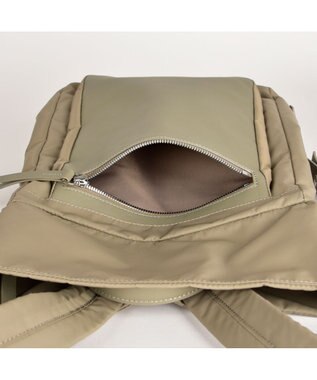 Y'SACCS リサイクルナイロン×カウレザー ラップリュック　Sサイズ グレージュ