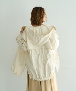 YECCA VECCA [撥水/花粉ガード]ミドル丈マウンテンパーカー Ivory