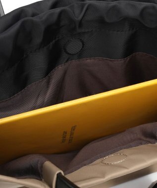 style code 【PADMA/パドマ】カードケース付　ナイロン巾着トートバッグ ベージュ