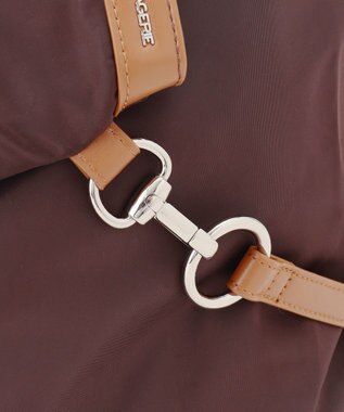 LA BAGAGERIE トライアングルリュックサック ワイン