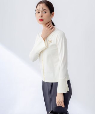 組曲 L フレアスリーブニットポロ アイボリー系