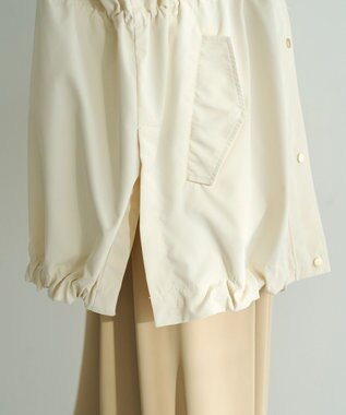 YECCA VECCA [撥水/花粉ガード]ミドル丈マウンテンパーカー Ivory