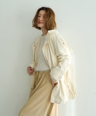 YECCA VECCA [撥水/花粉ガード]ミドル丈マウンテンパーカー Ivory