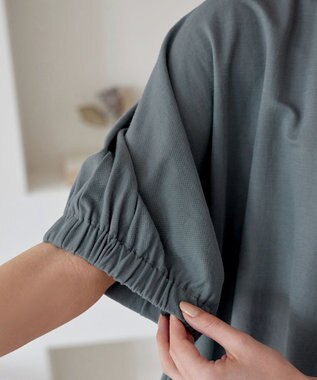 Tiaclasse 【接触冷感】袖ギャザードルマンプルオーバー ブルーグレー