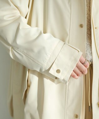 YECCA VECCA [撥水/花粉ガード]ミドル丈マウンテンパーカー Ivory