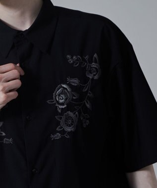 WEGO TRフラワーモチーフシャツ（S） 柄2