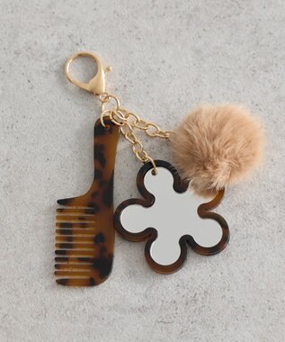 earth music&ecology ファーポンポン＋べっ甲柄ミラー付きチャーム