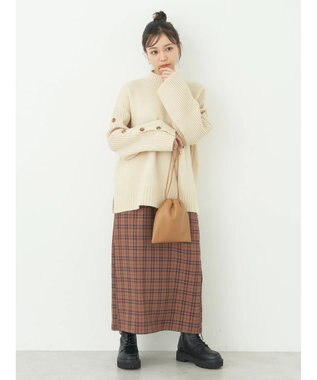 earth music&ecology 袖ボタンニットプルオーバー Ecru