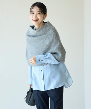 UNFILO 【WEB/一部店舗限定】ふわふわニット ケープスヌード グレー