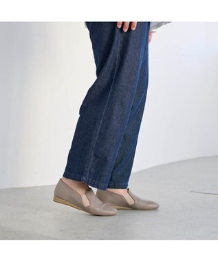 ing <ing>【WEB限定】スリッポンシューズ ベージュ