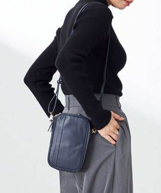 Y'SACCS 木村多江×Y'SACCS スクエアマルチショルダー ネイビー