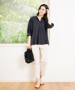 UNFILO BEAUTY MOVE ドロストスティックパンツ アイボリー