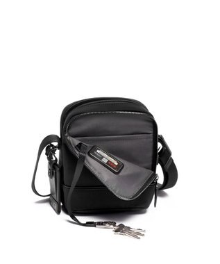 TUMI メンズ  TUMI HARRISON 「ニコルス」スモール・クロスボディ ブラック