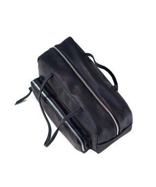 FOLNA RD ソフトレザーフロントポケットボストンバッグ ブラック