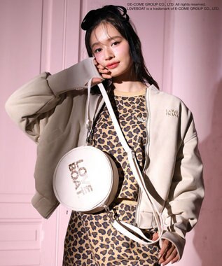 Green Parks ■ＬＯＶＥ　ＢＯＡＴ　ロゴ刺繍スウェット Leopard