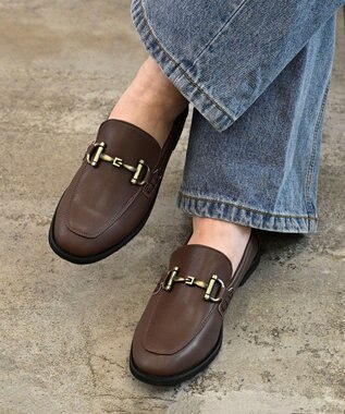 APOM 晴雨兼用　ウォーターレジストビットローファー