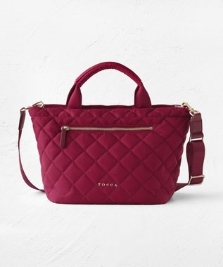 TOCCA TRACE PAVE FASTENER TOTE ナイロンキルトバッグ