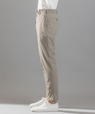 JOSEPH HOMME 新素材【接触冷感性/防しわ性/ストレッチ/洗える/撥水加工】トリコソリッドストレッチ ドロスト付きテーパードパンツ / PEGG CONVERTIBLE ベージュ系