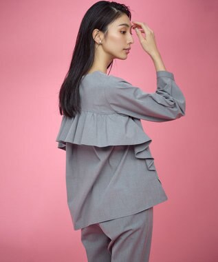 組曲 S 【KUMIKYOKU NAVY】ウーステッドライククロス フリルブラウス ミディアムグレー系