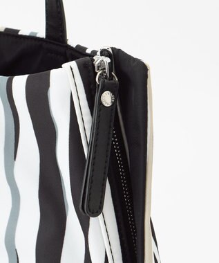 Y'SACCS 【ムック本掲載】ドローイングストライプ　トートバッグ ブラック