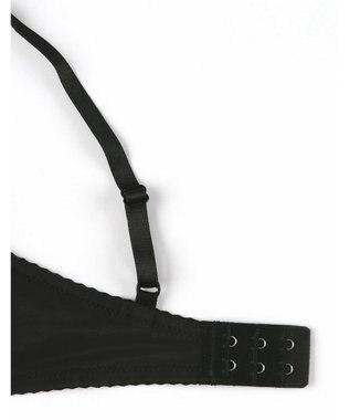 AMPHI 【sweet web掲載】 ノンワイヤーブラ 谷間をメイク 脇高設計 A～Gカップまで対応 大きいサイズ 【BRAGENIC ブラジェニック 脇高細見えタイプ】 ブラジャー ブラ BMI353 アンフィ／ワコール ブラック系