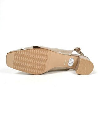 Dominic3 クロスベルト バックストラップ レザーサンダル ベージュ型押し